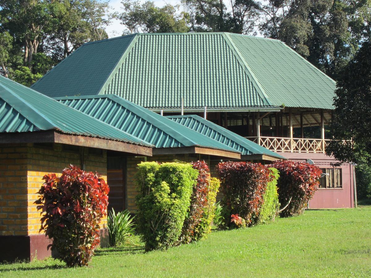 Iwokrama River Lodge Makari Extérieur photo