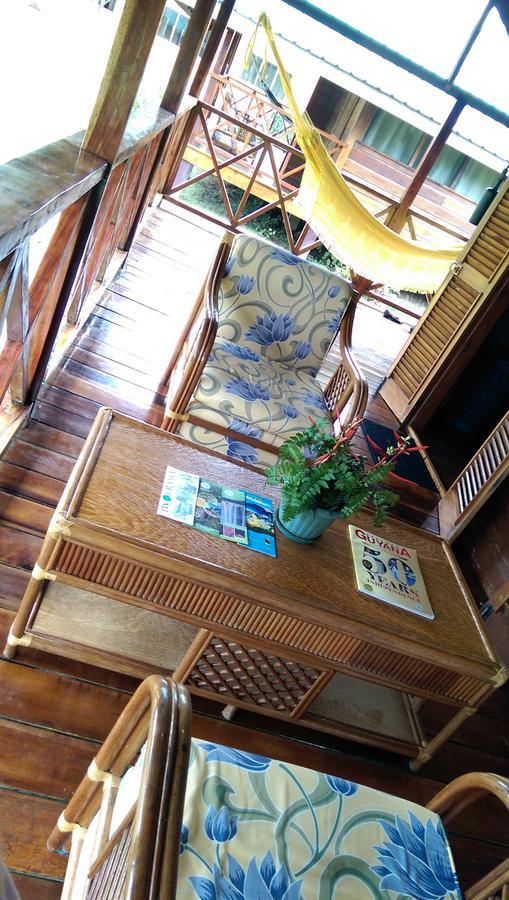 Iwokrama River Lodge Makari Extérieur photo