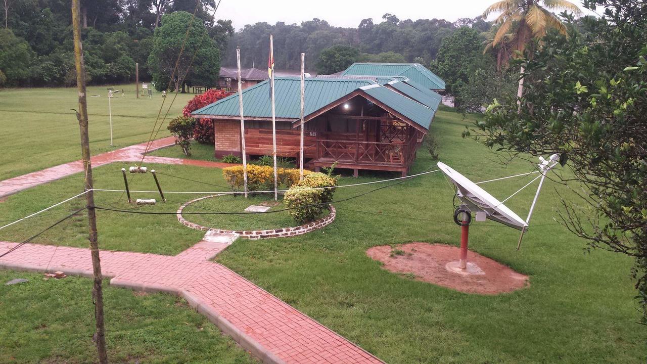 Iwokrama River Lodge Makari Extérieur photo
